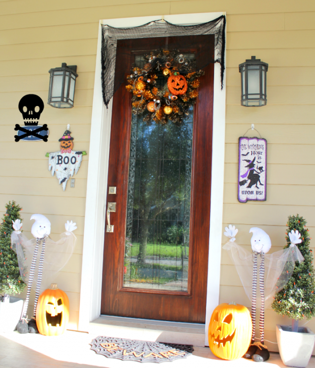 Halloween porch decorating ideas you can actually do