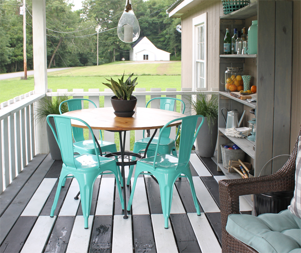 https://www.theshabbycreekcottage.com/wp-content/uploads/2016/06/porch-dining-area.jpg